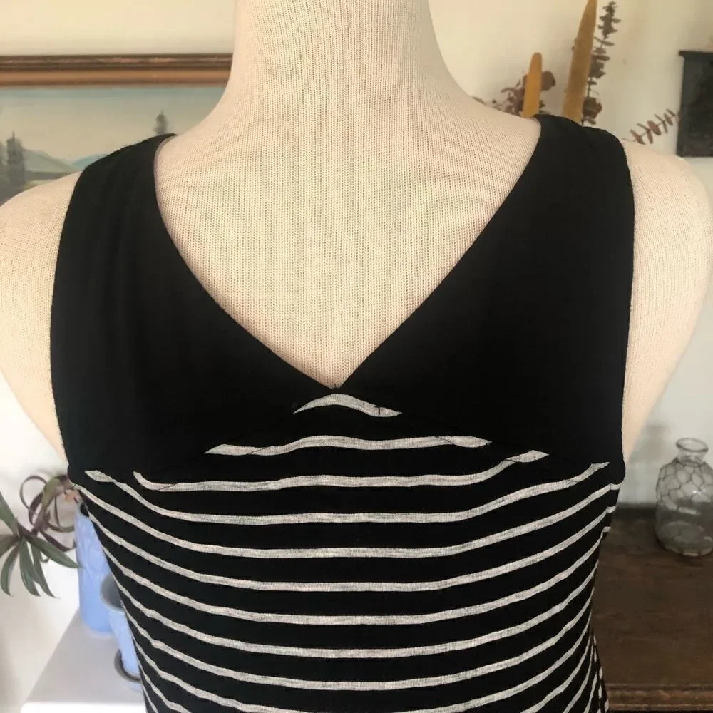 DKNY Sleeveless Striped V Neck Casual Dress Size M - Picture 6 of 7